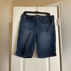 Women’s Denim Shorts